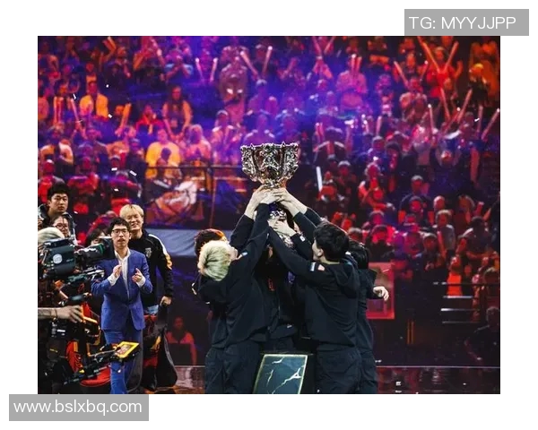 电竞新闻深入探讨FPX战队在数据分析下的力量表现与战术优势